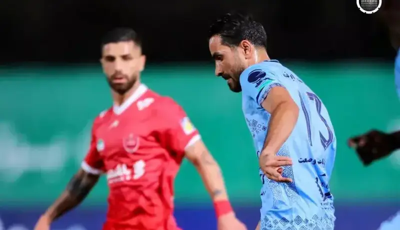 ستاره چادرملو چند سانتیمتر تا گلزنی به پرسپولیس