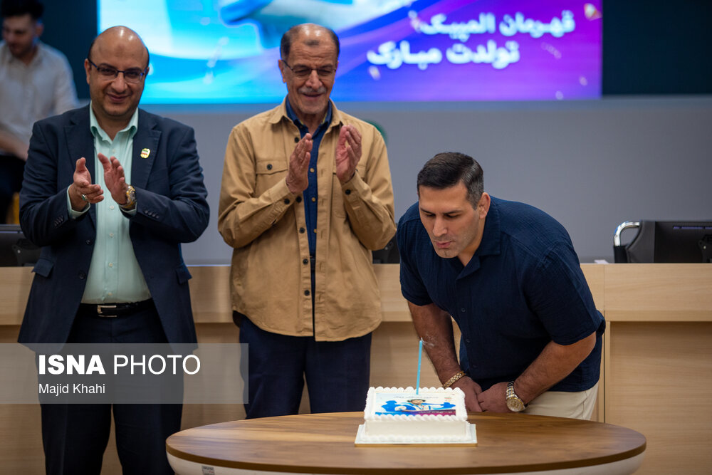 جشن تولد مدال‌آوران ادوار المپیک متولد شهریور و مهر