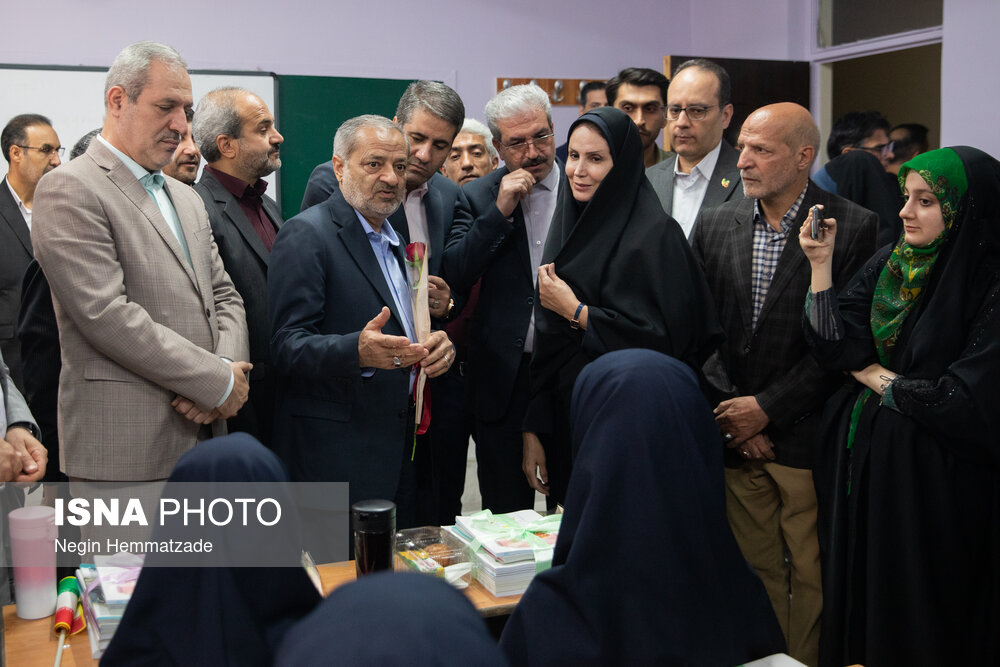 عکس/ نواخته شدن زنگ جوانه ها با حضور وزیر آموزش و پرورش