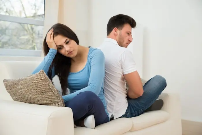 عروسم فقط با وساطت من آشتی می‌کند