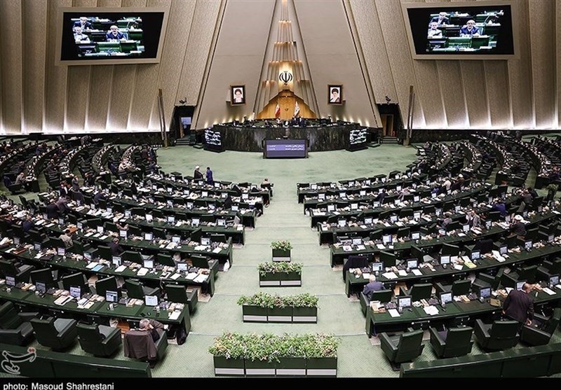 نماینده مشهد: نامه نمایندگان مجلس درباره ساخت سلاح هسته‌ای برای سال گذشته است