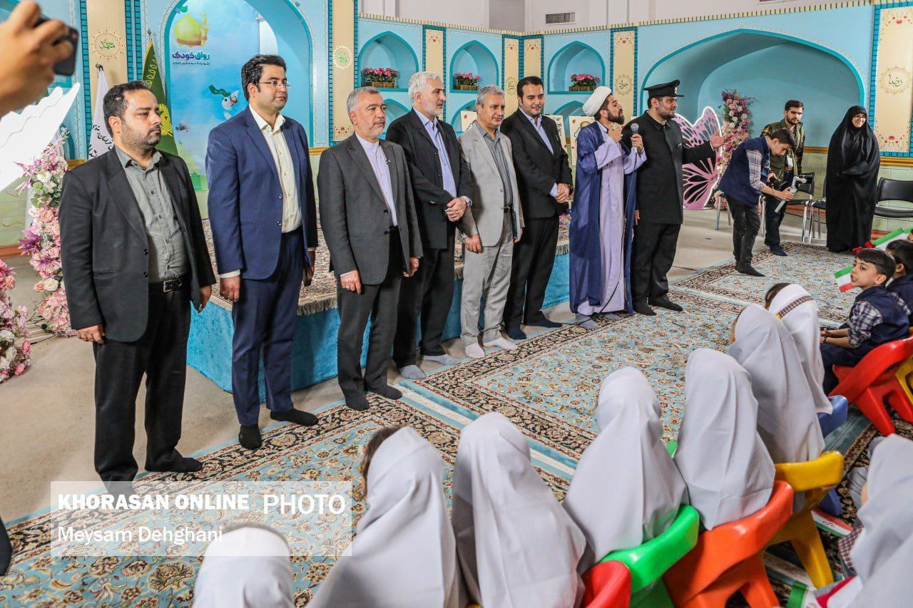 گزارش تصویری از ویژه برنامه شکوفه های رضوی در حرم مطهر امام رضا(ع)