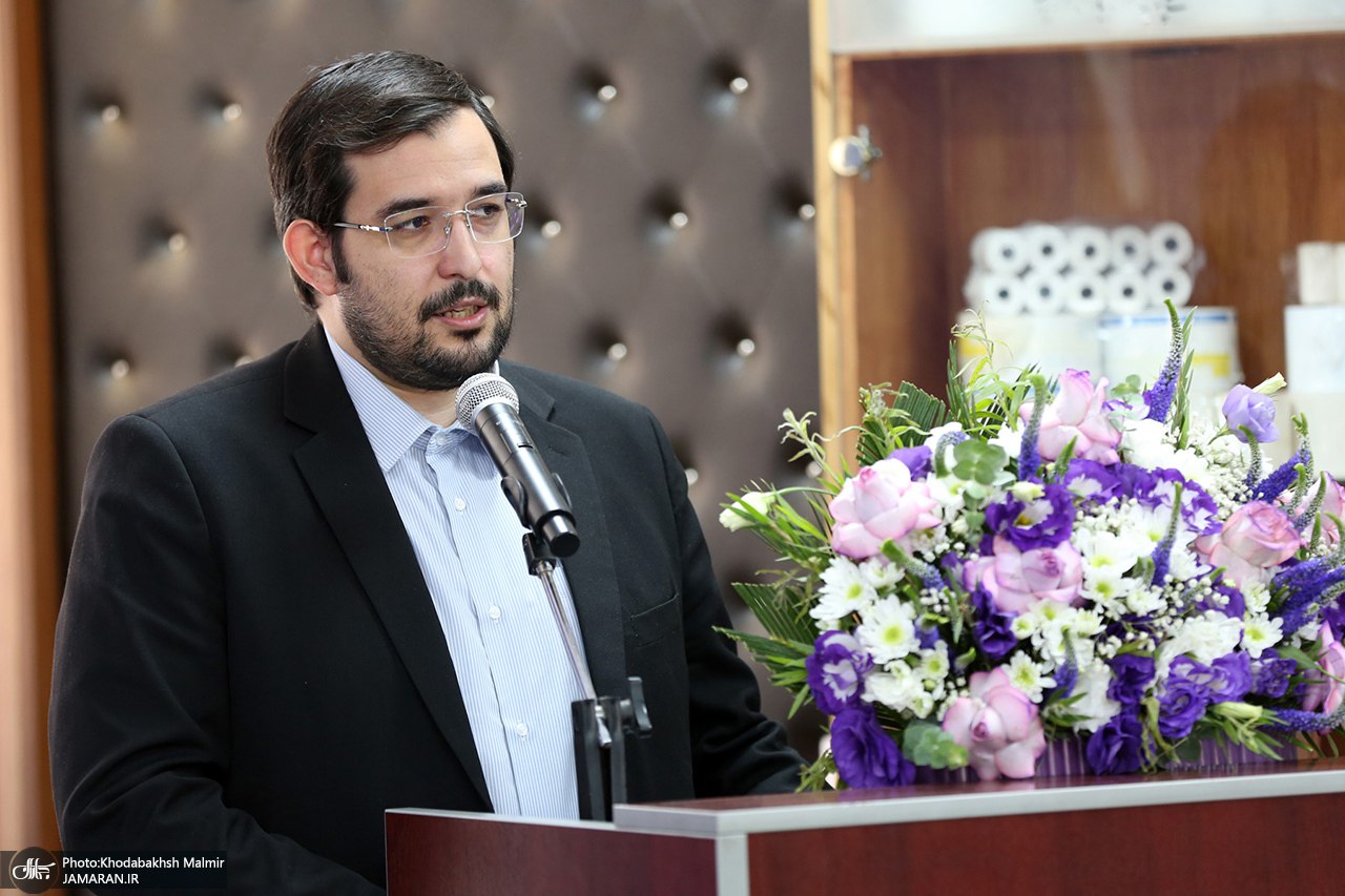 رونمایی از کتاب «روح‌ زندگی در نگاه روح‌الله»  