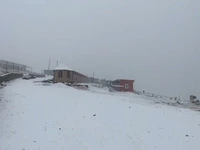 حال زمستانی آخرین روز تابستان در مشگین‌شهر