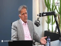 آخوندی: تا کی می‌خواهید با کشوری که ۳۰ درصد تولید ناخالص داخلی جهان را دارد درگیر شوید؟