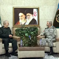 فرمانده ارتش در دیدار فرمانده سپاه: کوچک‌ترین تعرض دشمن با پاسخ واحد و سریع سپاه و ارتش مواجه خواهد شد