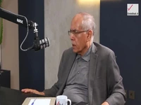 کوروش احمدی: چین در شرایط تقابل نظامی به ایران سلاح نمی‌دهد