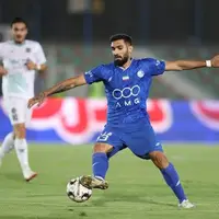 خط دفاع استقلال فرو ریخت