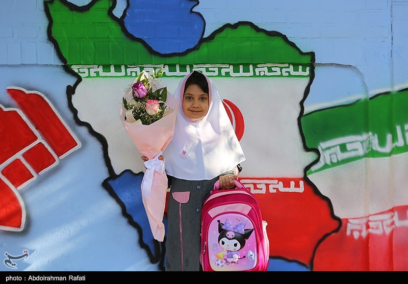 جشن شکوفه‌ها در همدان