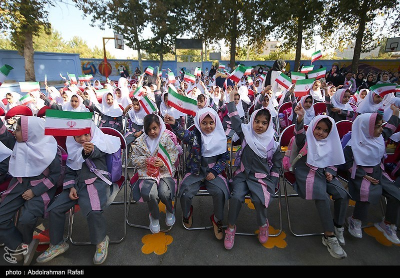 جشن شکوفه‌ها در همدان