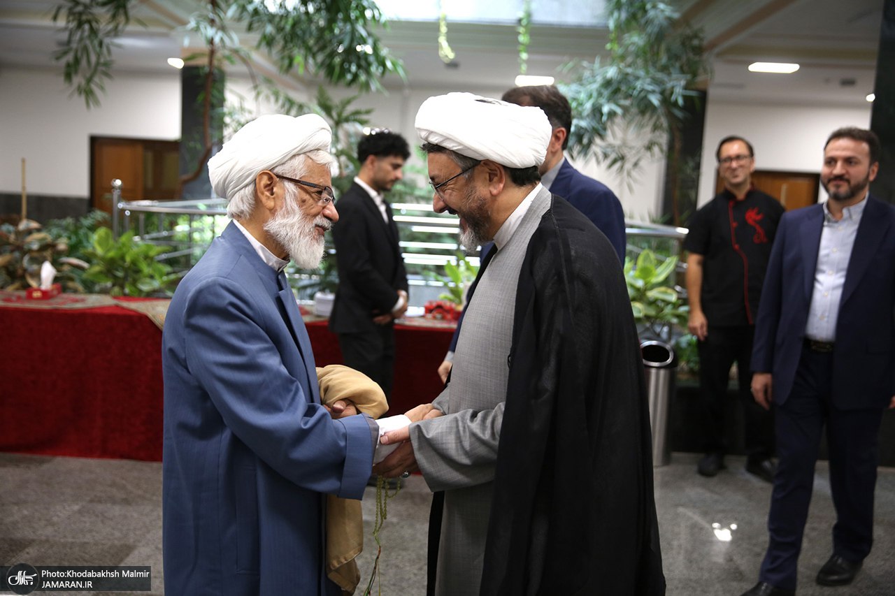 رونمایی از کتاب «روح‌ زندگی در نگاه روح‌الله»  