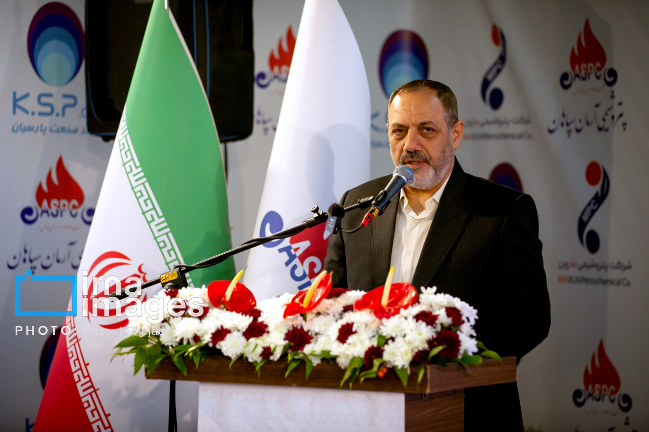 عکس/ سفر وزیر دفاع به اصفهان