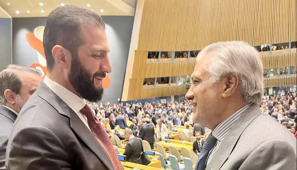 دیدار جولانی و وزیر امور خارجه پاکستان در حاشیه اجلاس مجمع عمومی سازمان ملل 