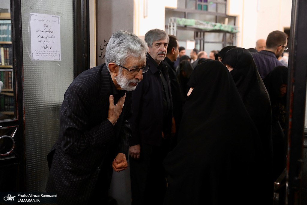 مراسم تشییع مادر غلامعلی حدادعادل