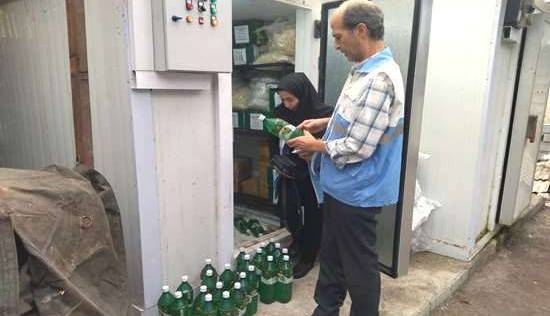 کشف بیش از ۸۰ لیتر نوشیدنی تاریخ مصرف گذشته در لنگرود