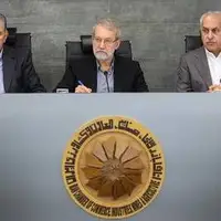 گفتگوی ۳ ساعتۀ لاریجانی با اعضای اتاق بازرگانی