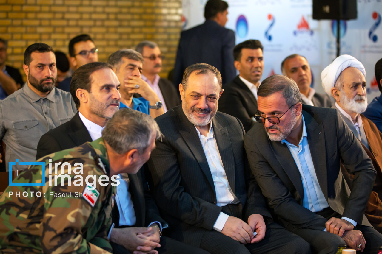 عکس/ سفر وزیر دفاع به اصفهان