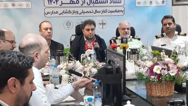 تشریح آخرین وضعیت ترافیکی تهران در 4 منطقه پرتردد/سرویس‌دهی ویژه اتوبوسرانی در محدوده های پرتراکم آموزشی