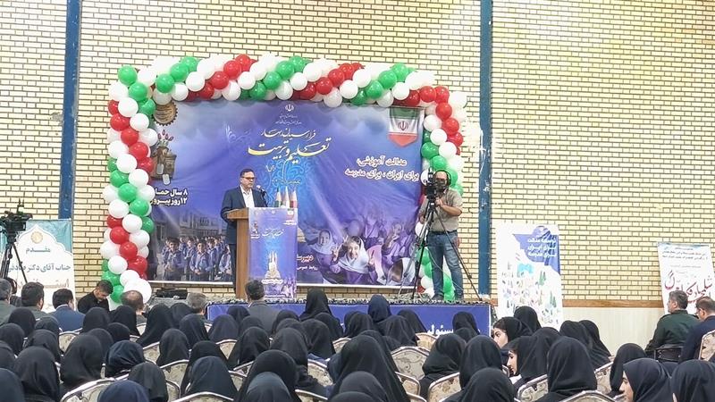 استاندار زنجان: هیچ دانش‌آموزی نباید از آموزش باکیفیت محروم بماند