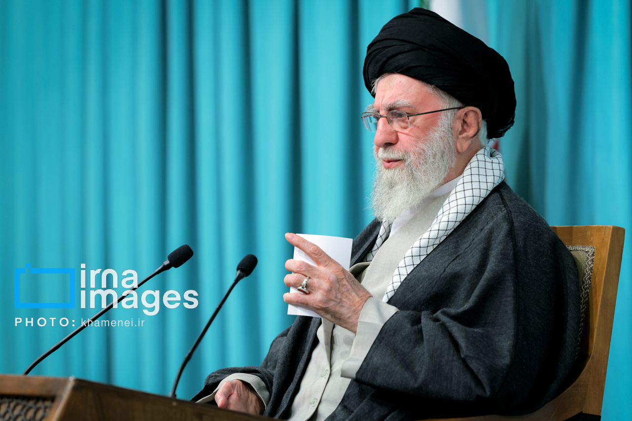 عکس/ سخنرانی تلویزیونی رهبر معظم انقلاب اسلامی
