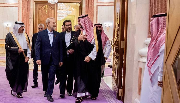 تحلیلگر عربستانی نوشت: لاریجانی و ماموریت پل‌زنی با ریاض