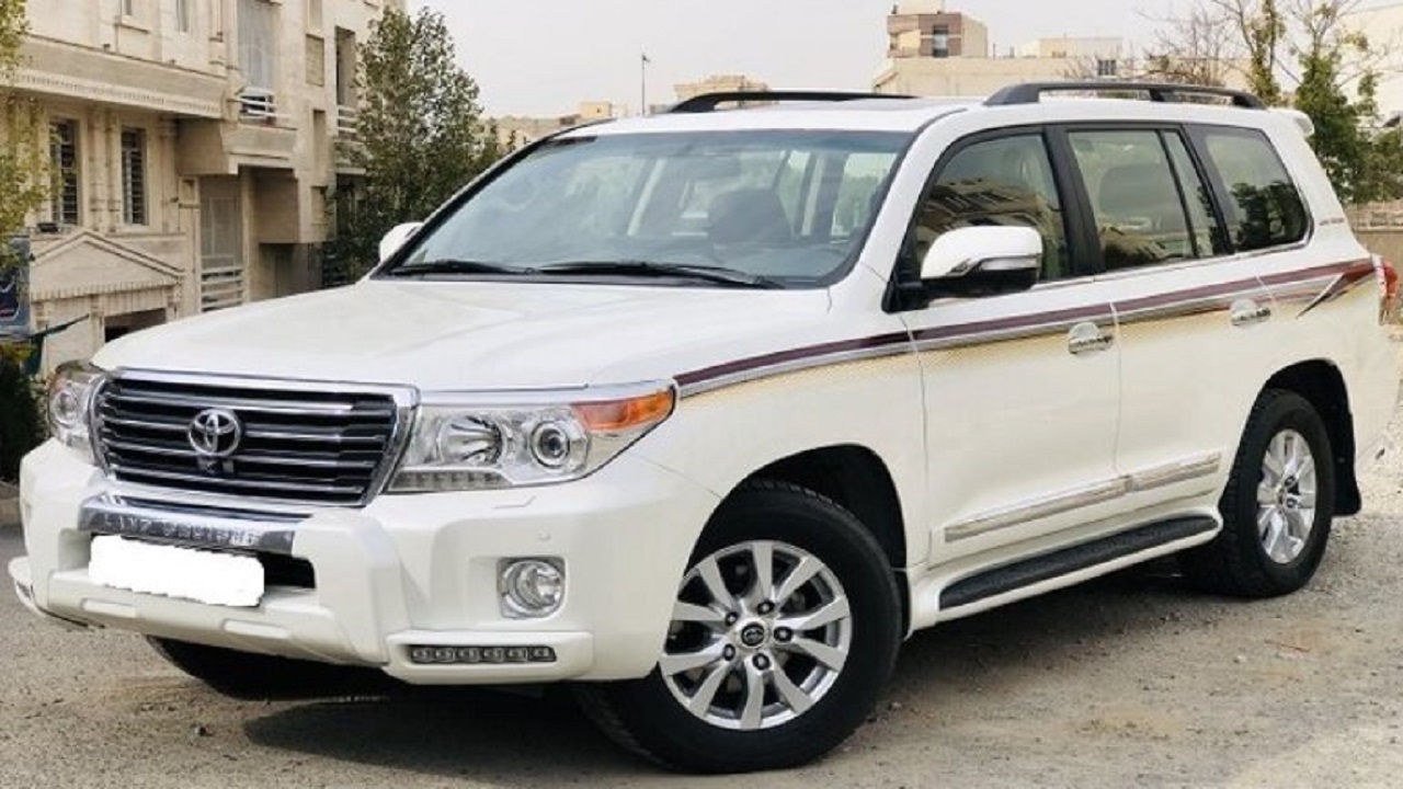 کشف لندکروز ۱۵۰ میلیاردی قاچاق در عباس‌آباد