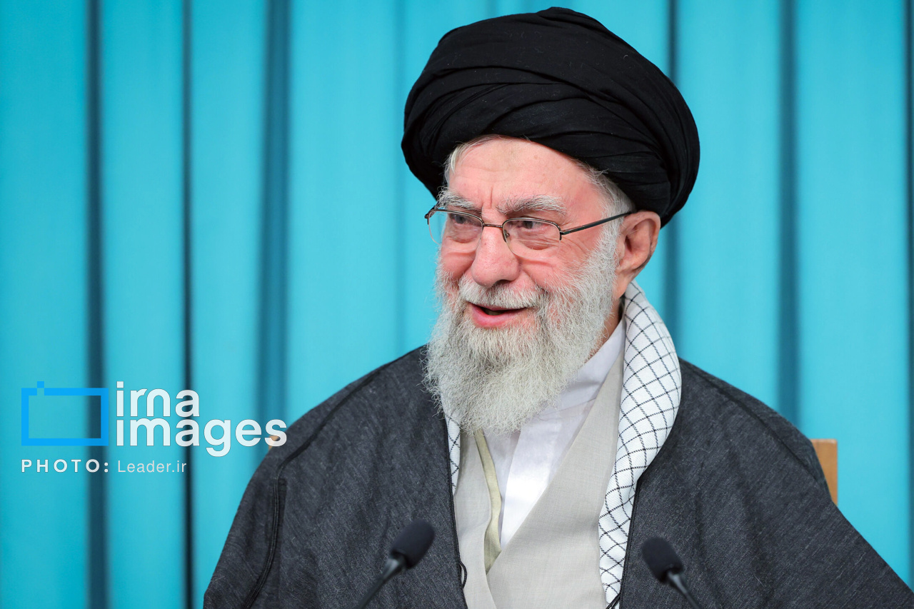 عکس/ سخنرانی تلویزیونی رهبر معظم انقلاب اسلامی