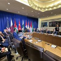 نشست مشترک ترامپ با رهبران 9 کشور عربی و اسلامی برگزار شد