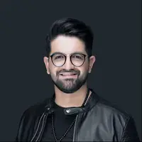 «تو خود قلب منی که بیرون سینم میزنی...» با صدای سینا شعبانخانی