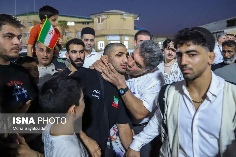 مراسم استقبال و تجلیل از مدال‌آوران خوزستانی تیم ملی کشتی فرنگی ایران