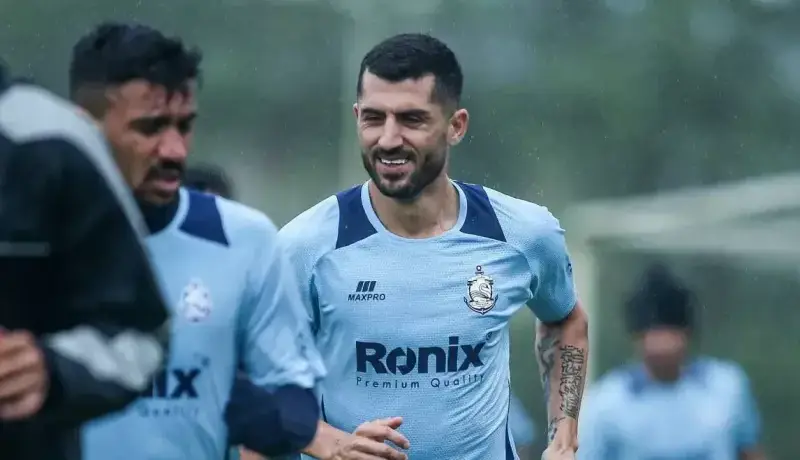 مهره خطرناک برای پرسپولیس در لباس ملوان