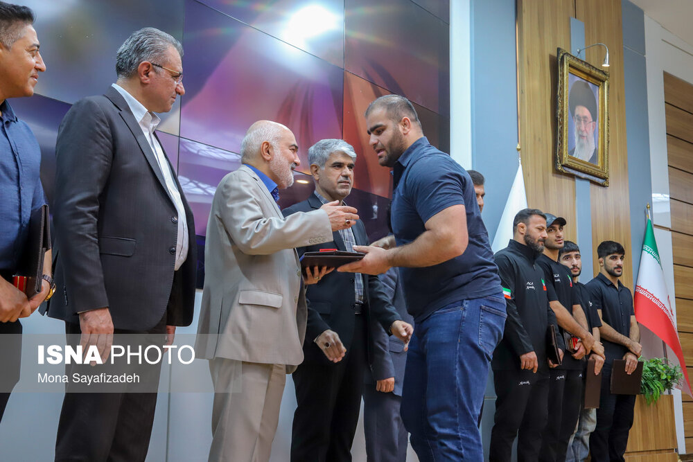 مراسم استقبال و تجلیل از مدال‌آوران خوزستانی تیم ملی کشتی فرنگی ایران