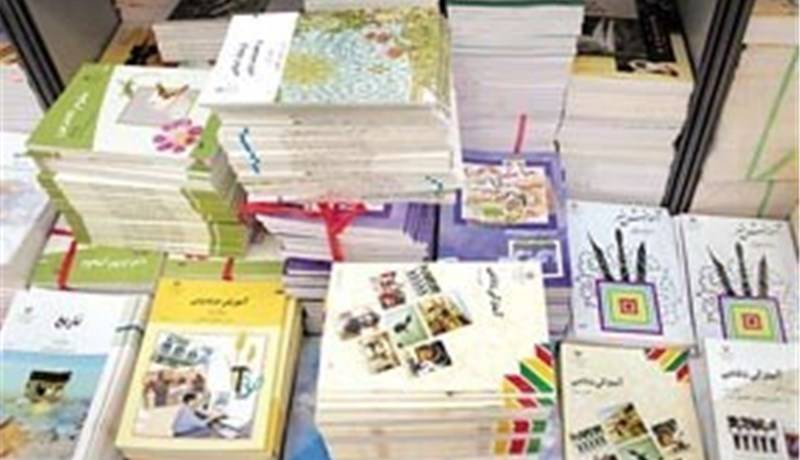 اجبار در تحویل کتابهای درسی در مدارس خوزستان