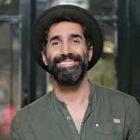 خاطره خنده دار هادی کاظمی از همکاری با حسن معجونی