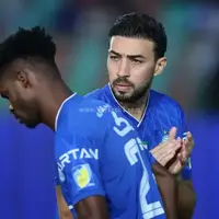 ستاره استقلال رفاقتش با دمبله را به رخ کشید!
