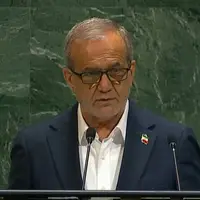 فعال اصلاح‌طلب: رییس‌جمهور توپ مذاکرات را به زمین اروپا و امریکا انداخت