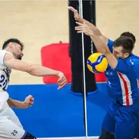 فقط یک ضلع مثلث ترسناک چک مهار شد