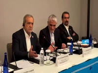 پزشکیان: این چه مذاکره‌ای است که ما باید به تعهدات پایبند باشیم و آن‌ها پایبند نباشند