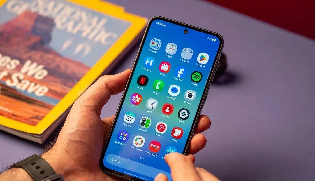 یکی دیگر از محبوب‌ترین گوشی‌های سامسونگ هم به One UI 8 آپدیت شد