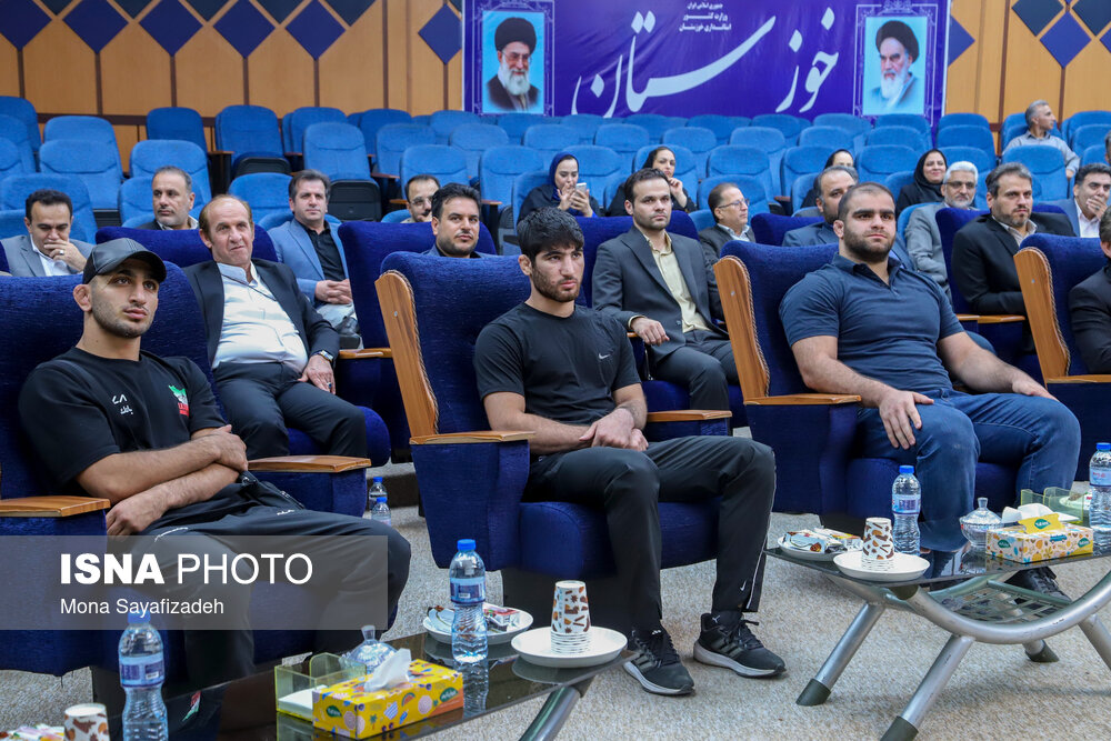 مراسم استقبال و تجلیل از مدال‌آوران خوزستانی تیم ملی کشتی فرنگی ایران