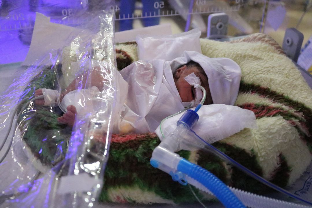  مادر ۲۵ سالۀ کرمانی پنج قلو به‌دنیا آورد
