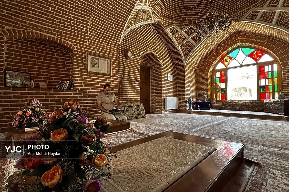 سفر به آرامگاه شیخ محمود شبستری در دل آذربایجان