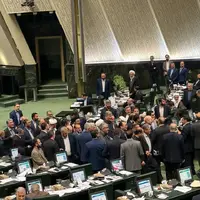 نیکزاد: مجلس یکشنبه نامه نمایندگان درباره ساخت سلاح هسته‌ای را بررسی می‌کند