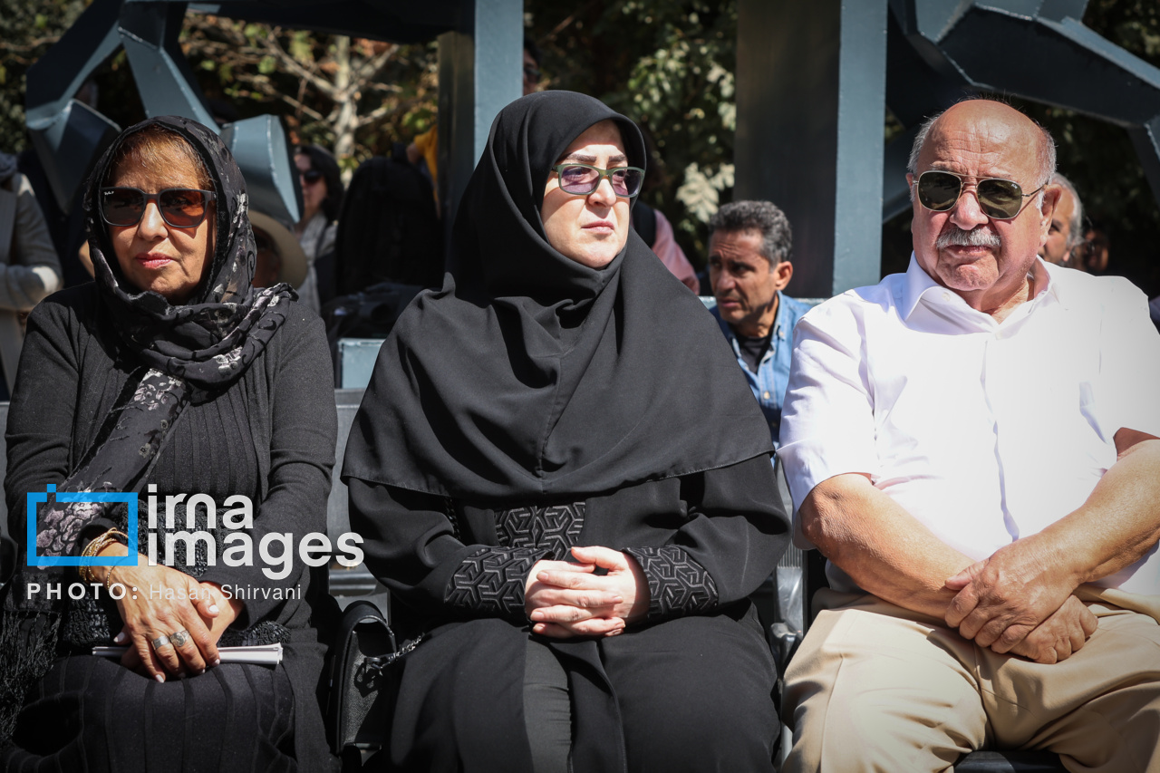 تشییع پیکر «احمد پژمان» موسیقیدان فقید با حضور هنرمندان