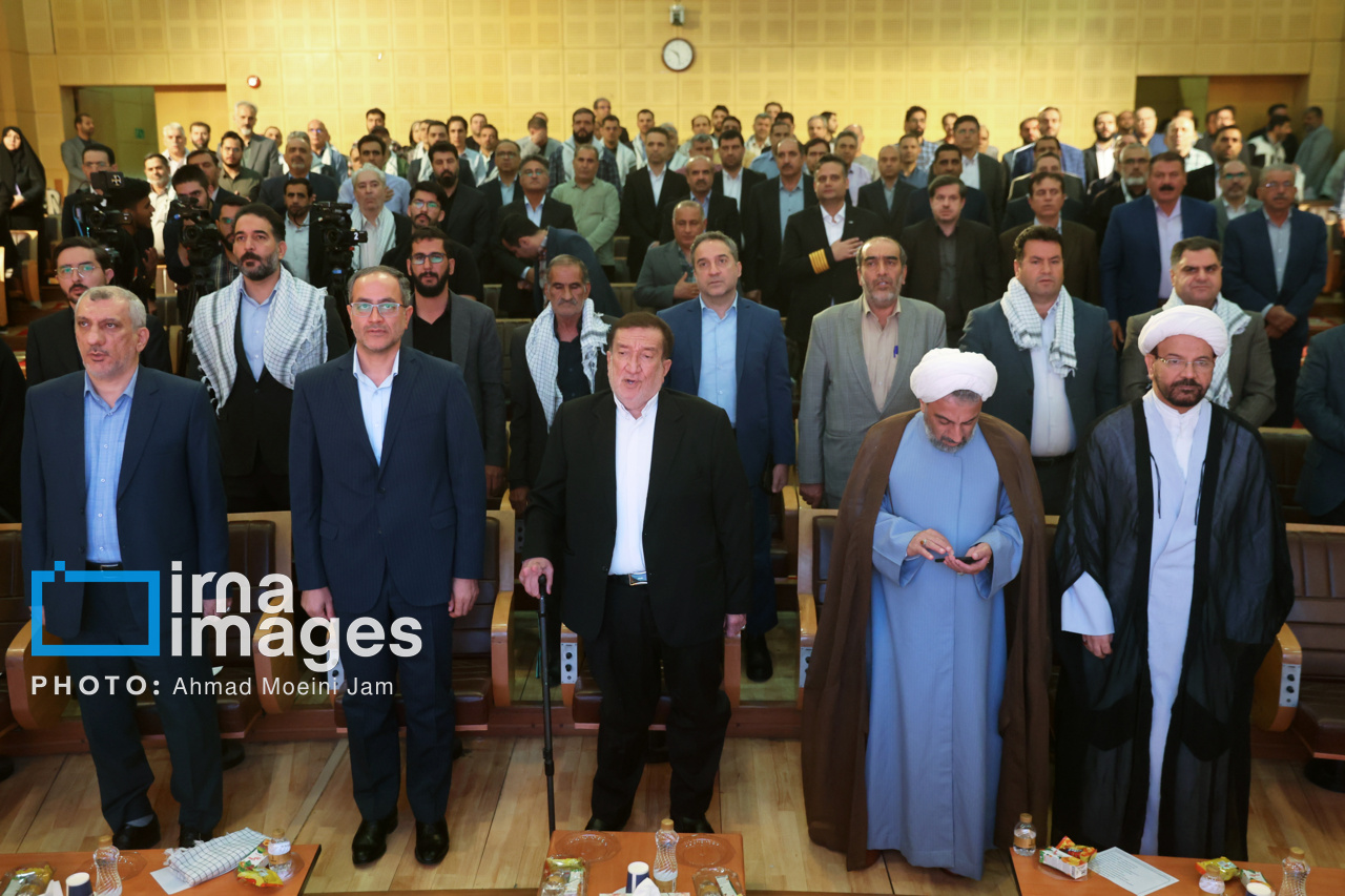 بزرگداشت هفته دفاع مقدس در وزارت راه و شهرسازی