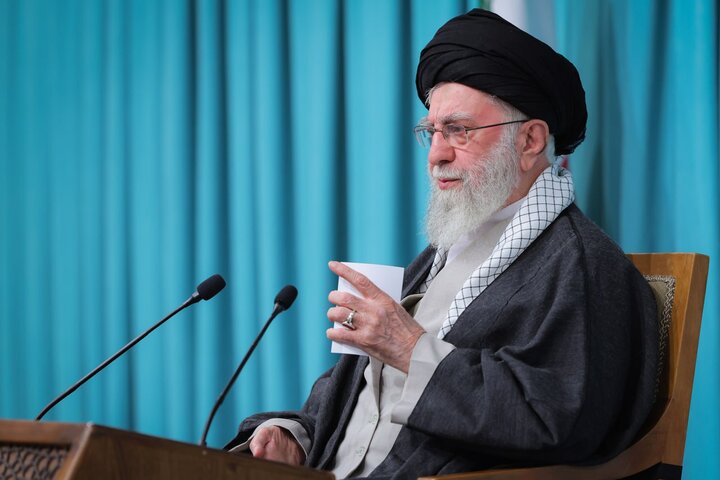 توئیت‌های حساب کاربری دفتر رهبر انقلاب پس از پایان جلسه شورای امنیت