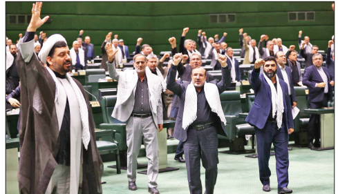 نسخه پیچی اتمی در بهارستان