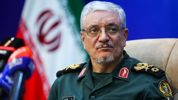 سخنگوی وزارت دفاع: هیچ‌ قدرتی حق دخالت در توان موشکی ایران را ندارد