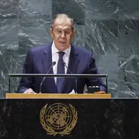 لاوروف: بازگرداندن تحریم‌ها علیه ایران، غیرقانونی است