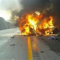 حریق یک خودروی سوخت‌بر در جاده میناب